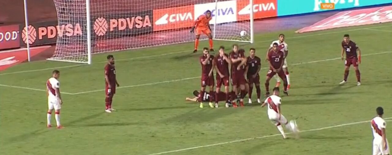 Christian Cueva anotó golazo de tiro libre: Perú 2-1 Venezuela por Eliminatorias