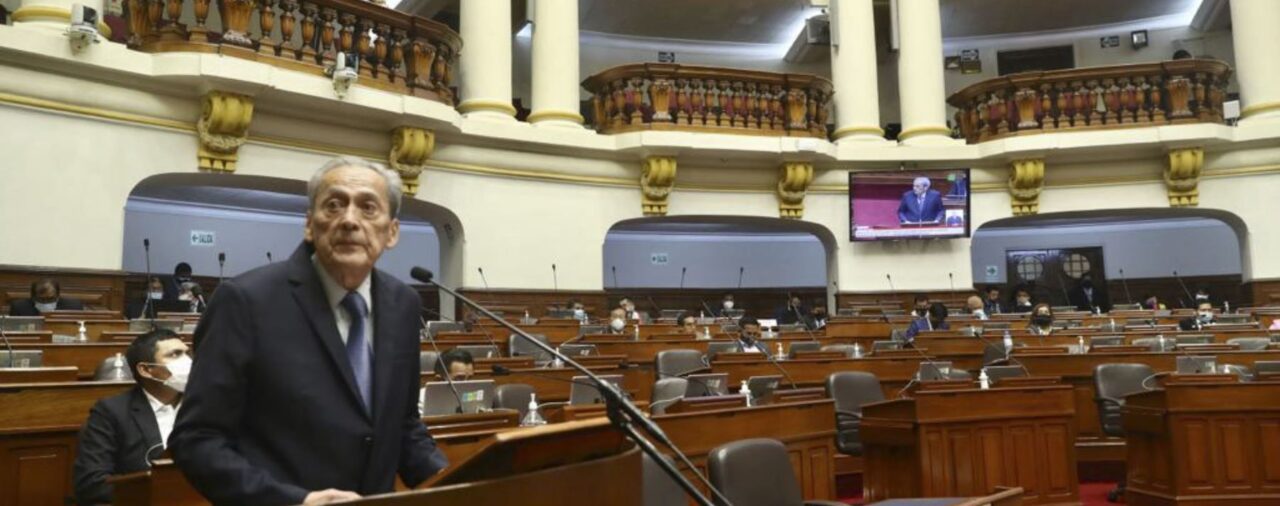 Congreso: mañana se debate la censura contra el ministro Gallardo