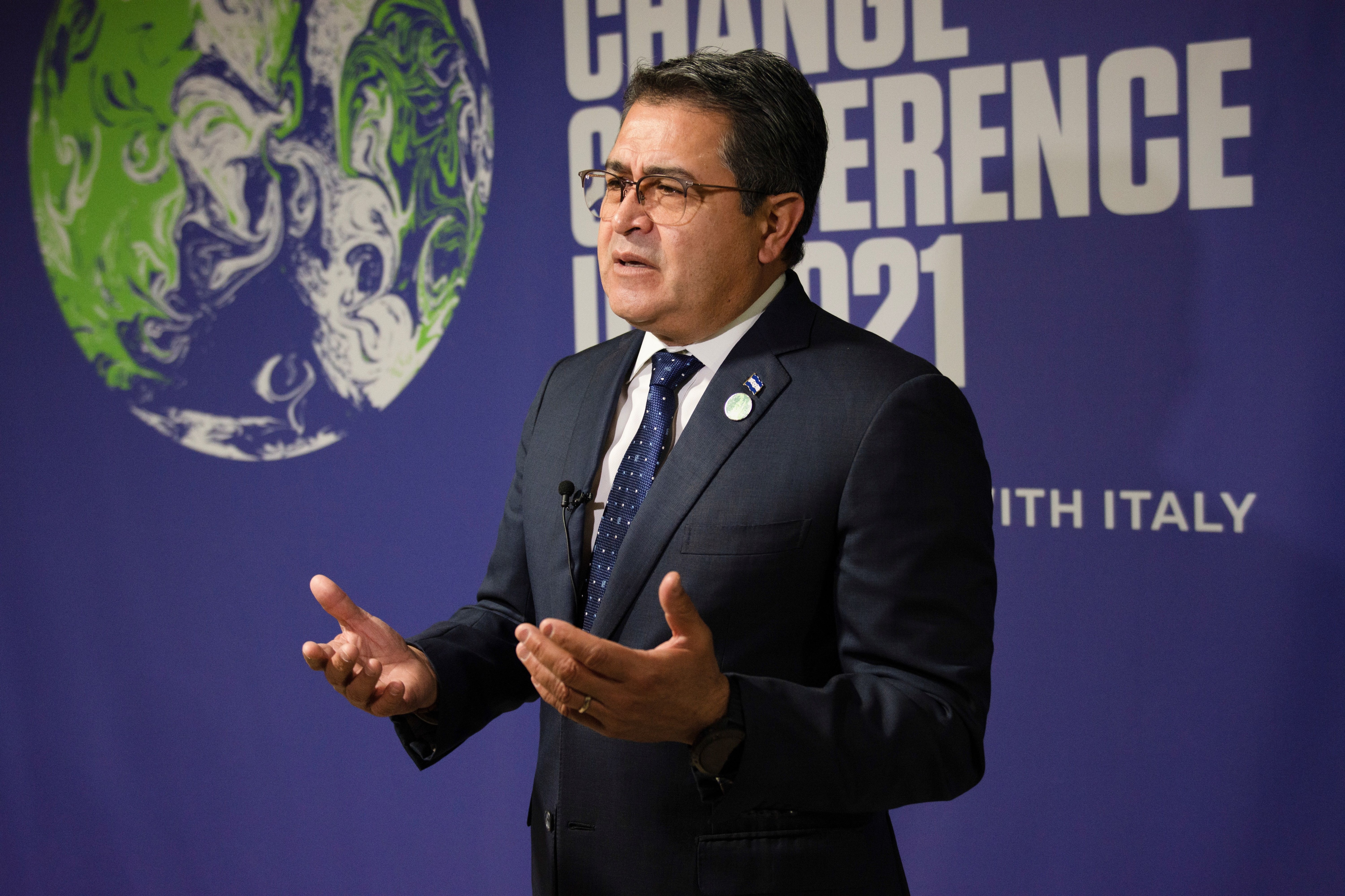 Imagen de archivo del presidente de Honduras, Juan Orlando Hernández. EFE/Manuel Moncada 