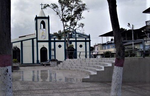 Plaza Bolívar e Iglesia de Barrancas del Orinoco Venezuela