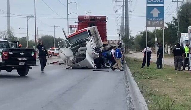 Jueves caótico en la Zona Metropolitana de Monterrey: 6 accidentes de tránsito resultaron en 5 muertes y 4 heridos