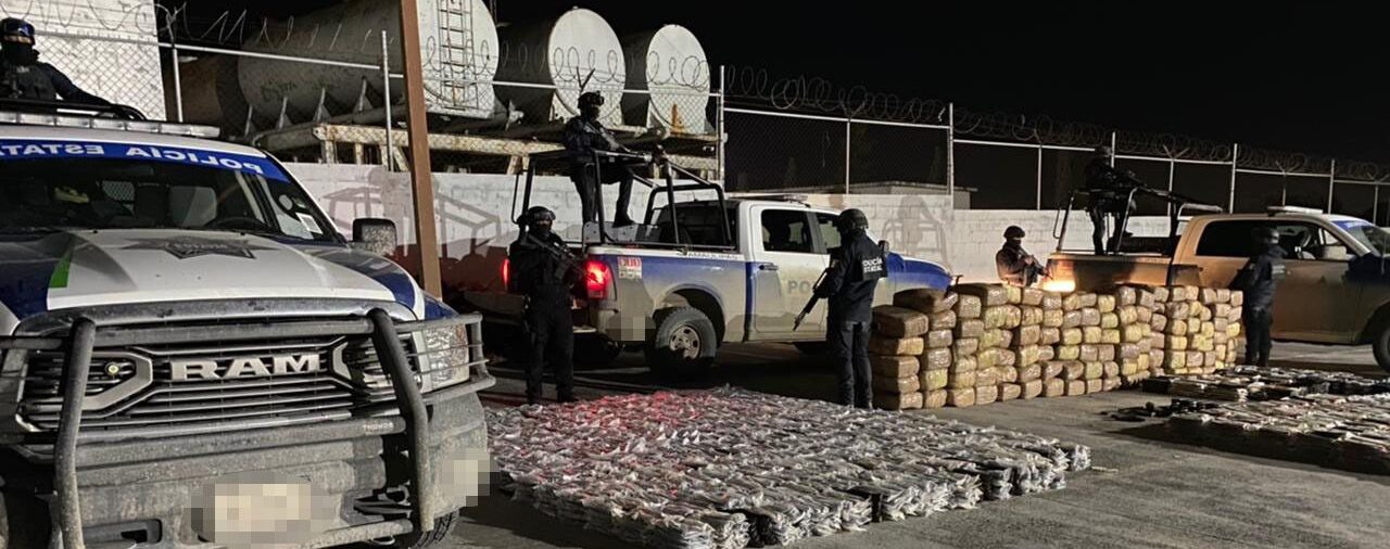 Policía de Tamaulipas decomisó 677 kg de marihuana y más de 4 mil cargadores de armas en la frontera con EEUU