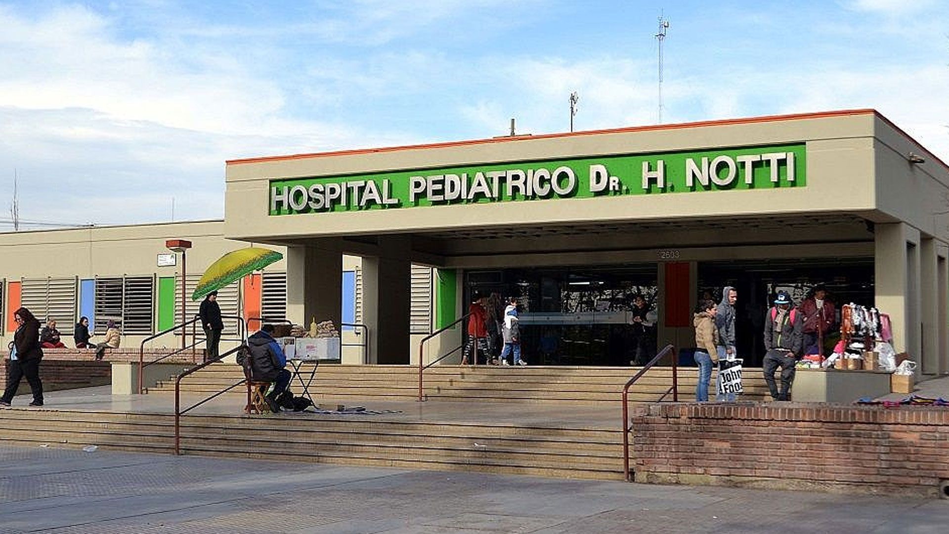La menor baleada quedó internada en el Hospital Notti