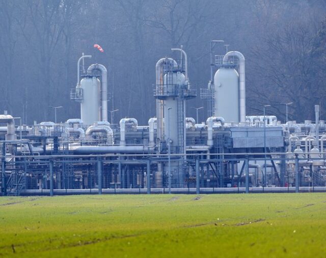 El regulador alemán de la energía mantendrá las operaciones de Gazprom Germania