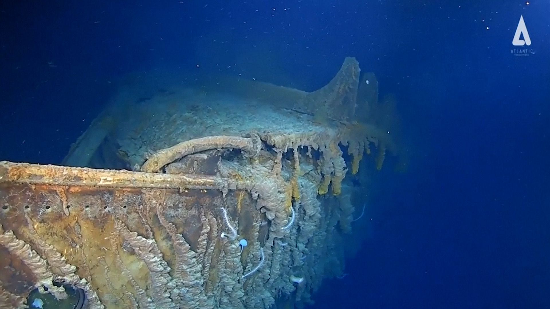 El equipo que hizo la inmersión más profunda en la historia al llegar al fondo de la fosa de las Marianas, doce kilómetros de profundidad en el océano Pacífico, realizó la expedición para ver el estado del Titanic
