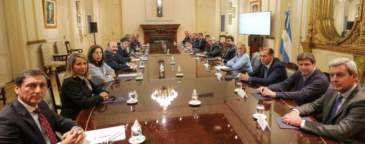 Alberto Fernández y los gobernadores acordaron impulsar un proyecto para ampliar la Corte Suprema a 25 integrantes