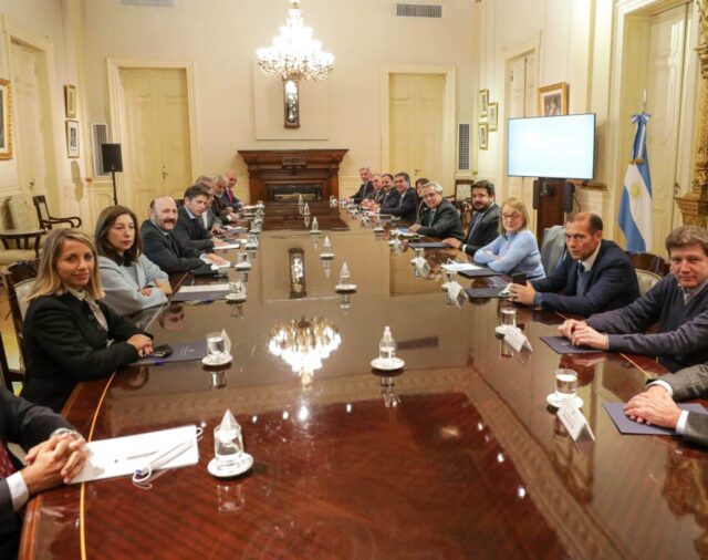 Alberto Fernández y los gobernadores acordaron impulsar un proyecto para ampliar la Corte Suprema a 25 integrantes