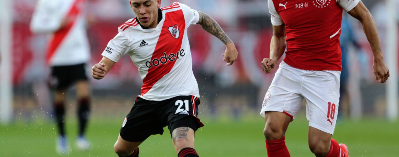 Con gol de Matías Suárez en el descuento, River Plate le gana a Independiente en Avellaneda