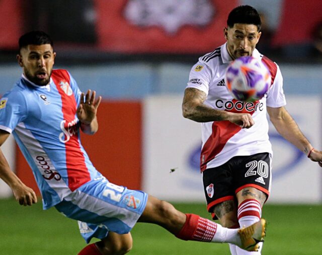 River Plate no aprovechó la chance de acercarse a la cima: igualó 0-0 ante Arsenal