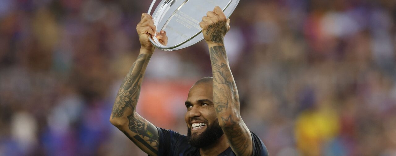 Trofeo Joan Gamper: así fue el emotivo homenaje del Barcelona a Davi Alves