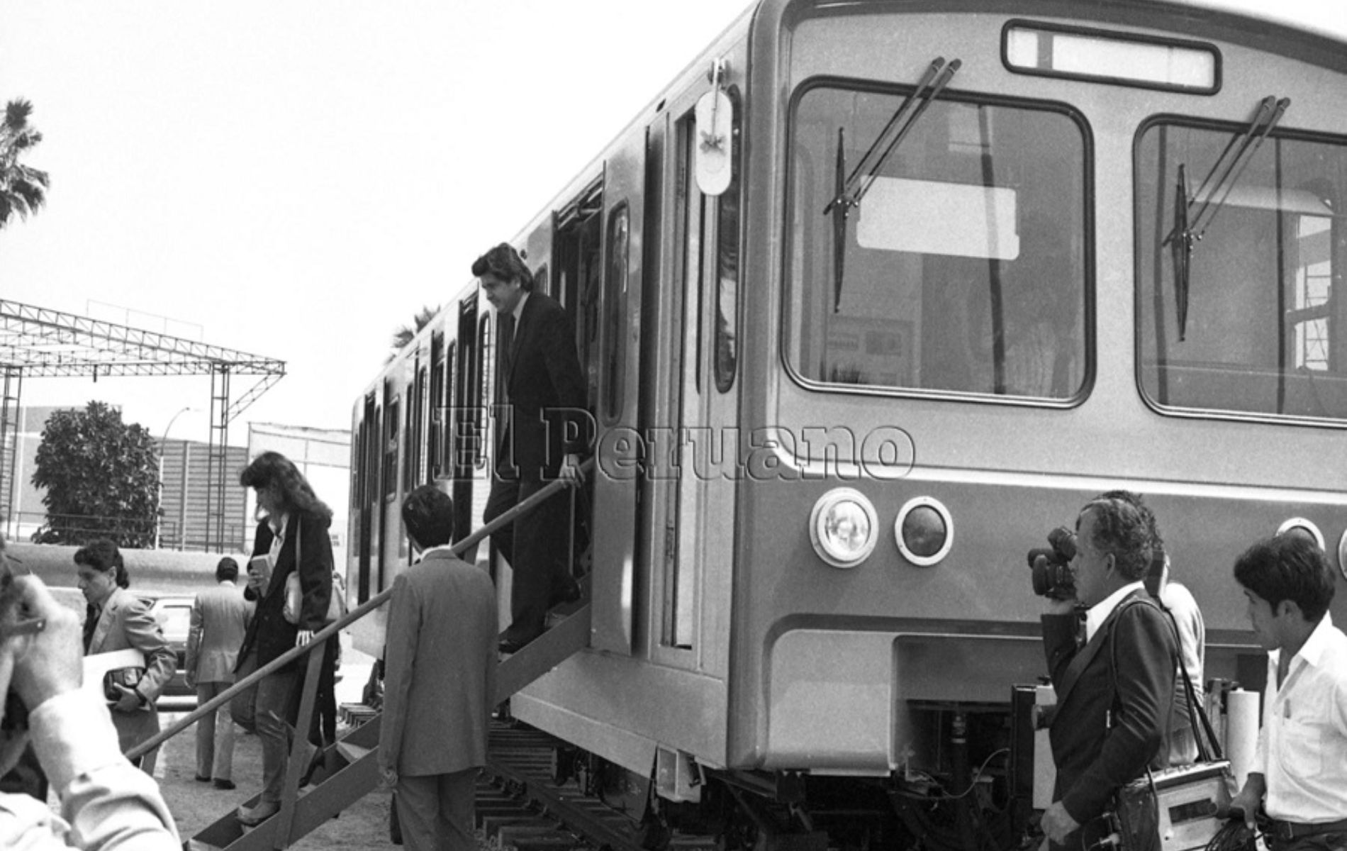 Historia del tren eléctrico de Lima.