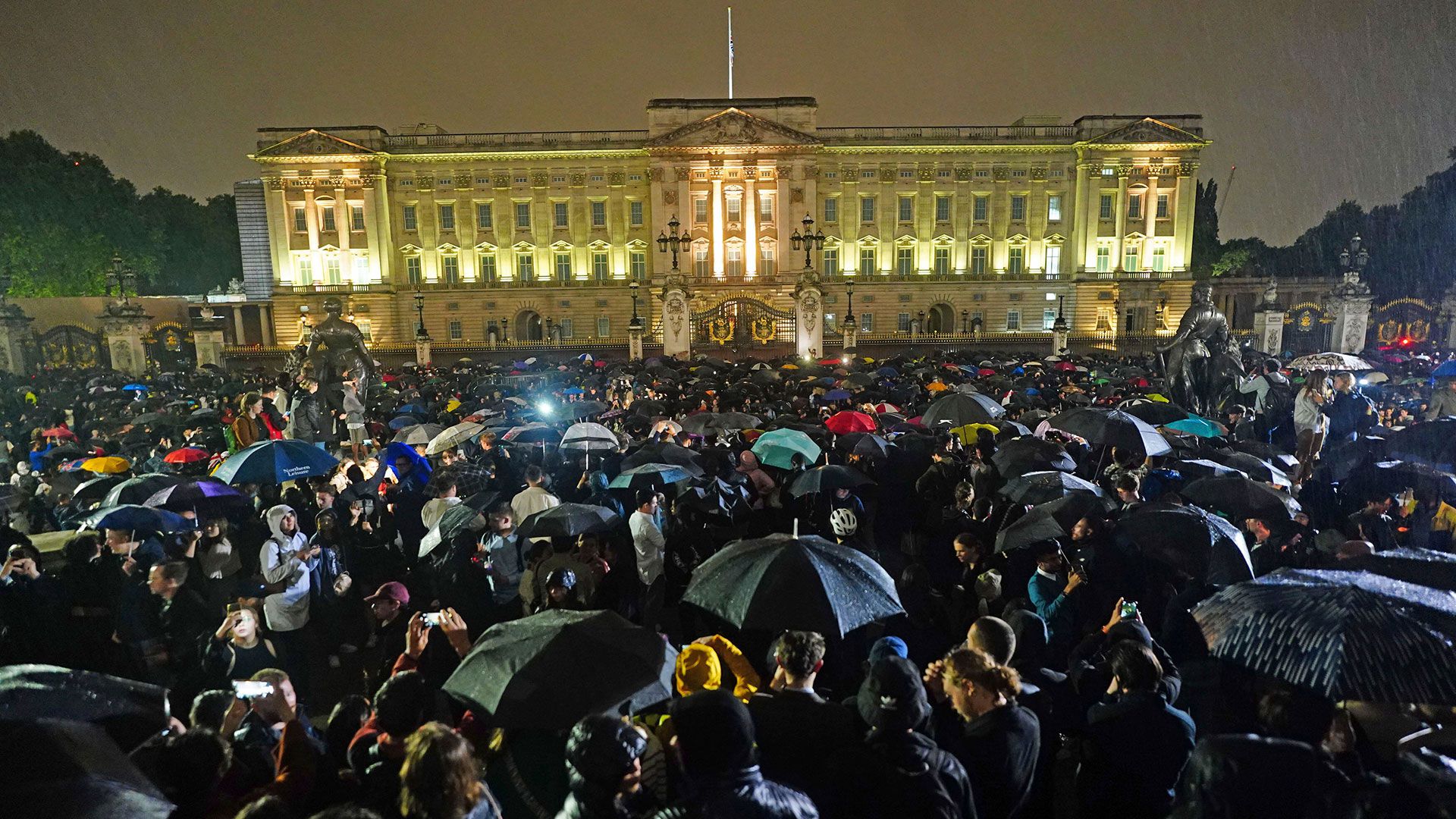 palacio de buckingham muerte reina isabel 1