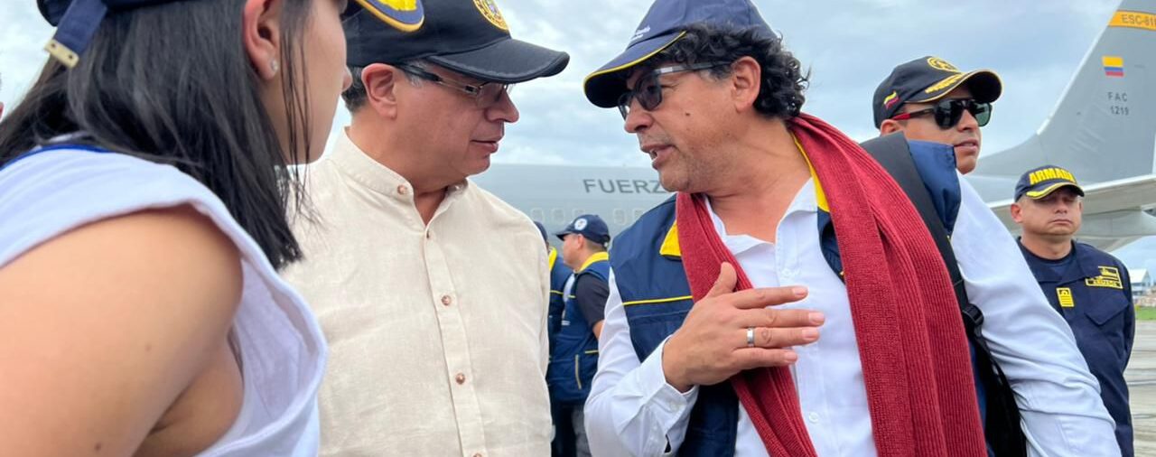 EN VIVO: El presidente Gustavo Petro llega a San Andrés y recorre el archipiélago tras el paso del huracán Julia