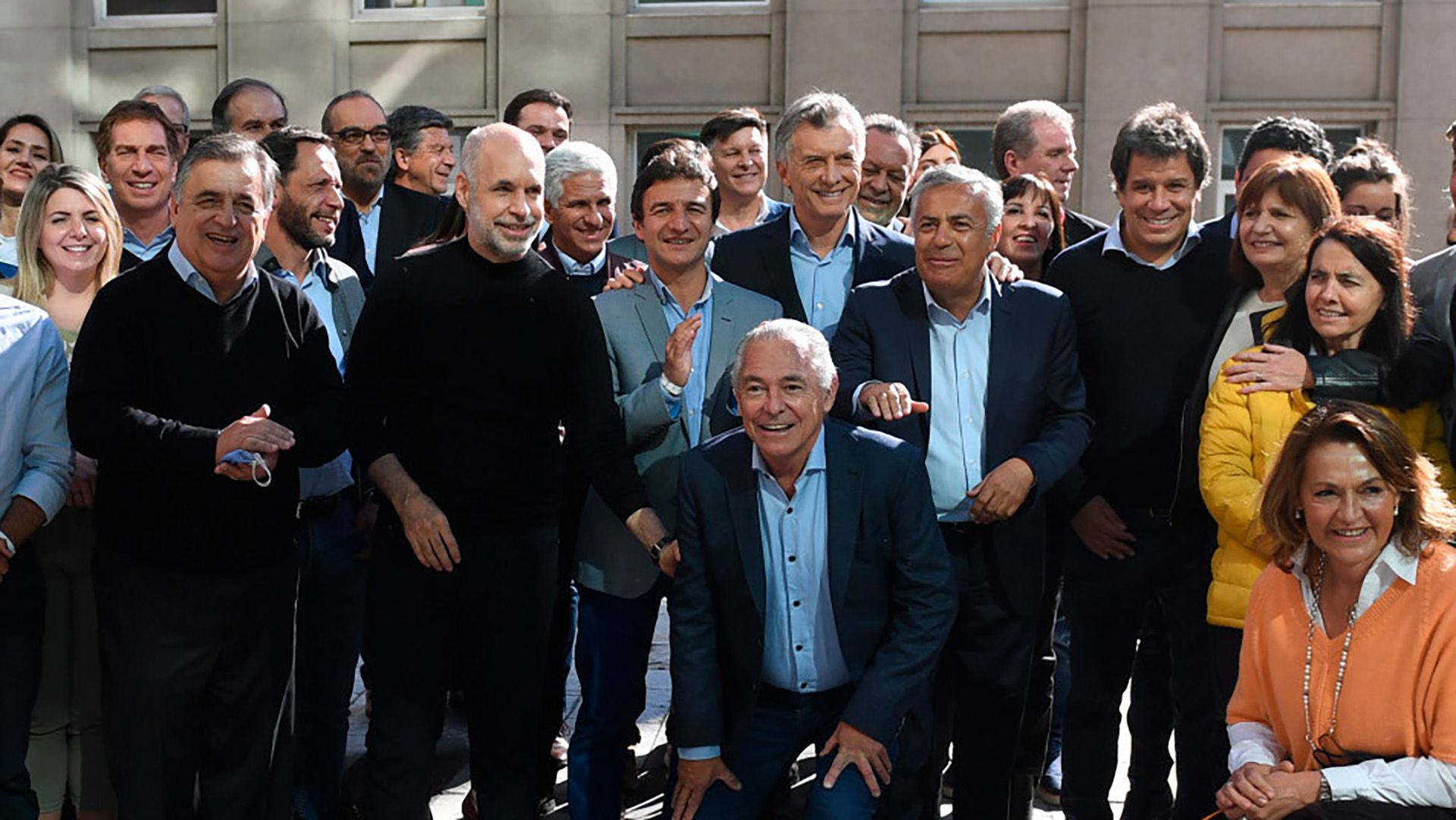 juntos por el cambio manes macri larreta bullrich
