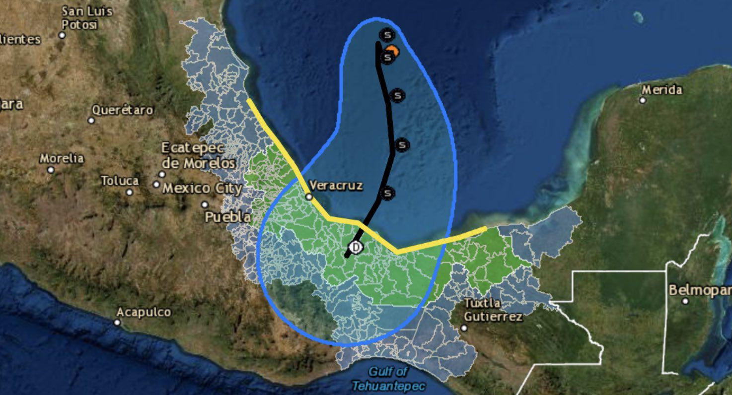 Tormenta tropical Karl en el Golfo de México. Foto: CNPC