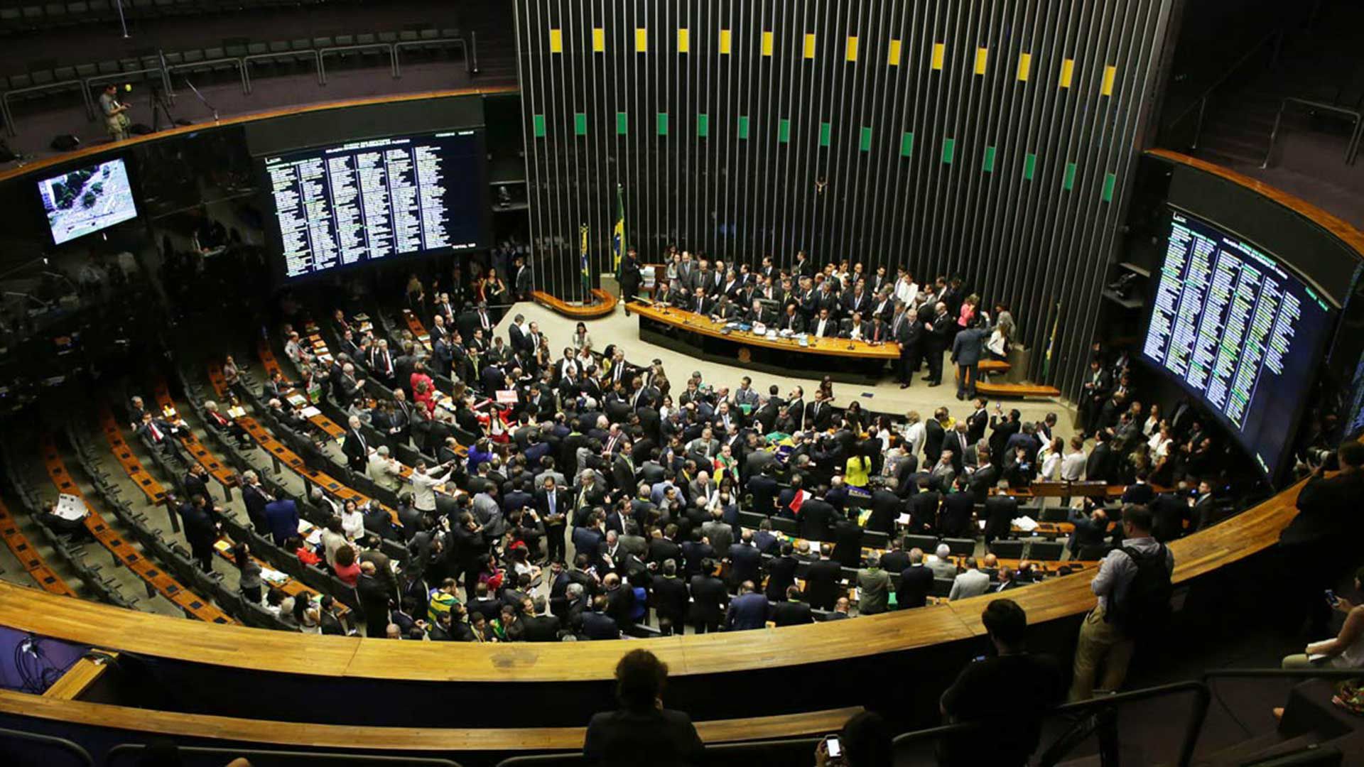 La oposición tendrá la mayoría en el Congreso de Brasil (AP)