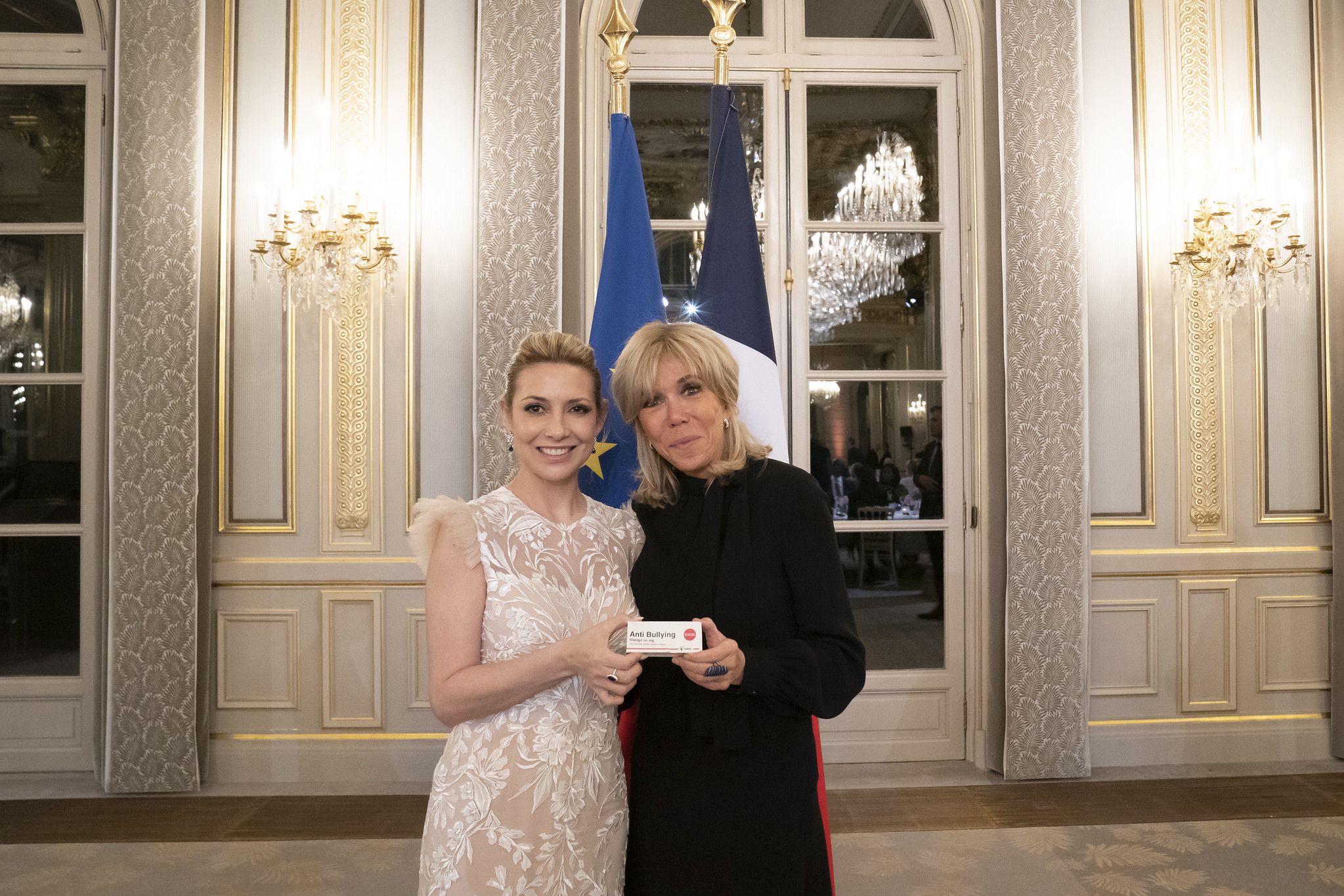 Fabiola Yañez en Paris