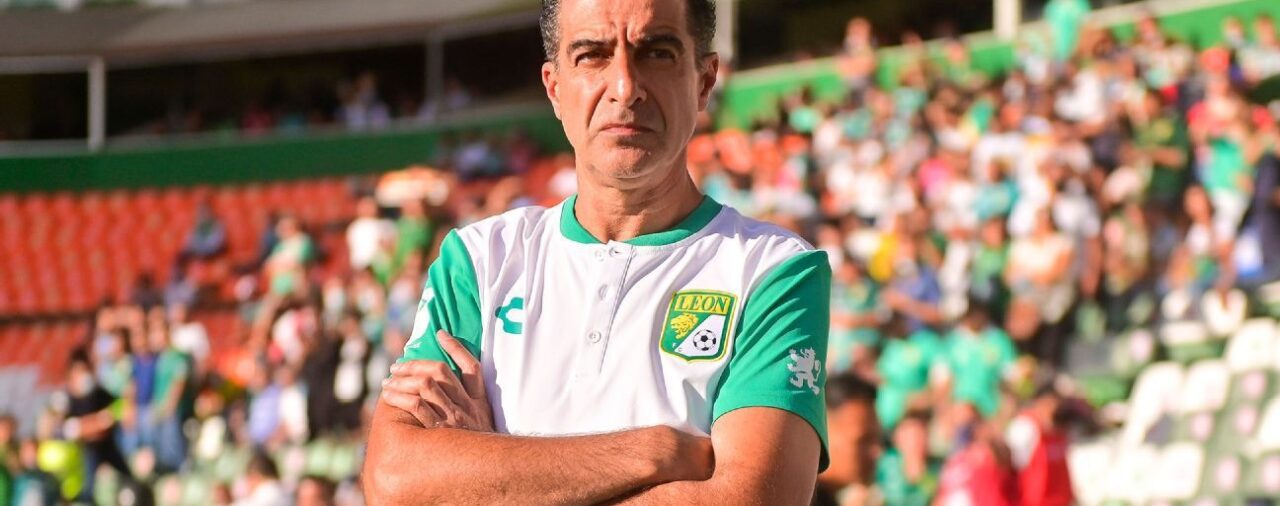 Renato Paiva dejó de ser el Director Técnico del León