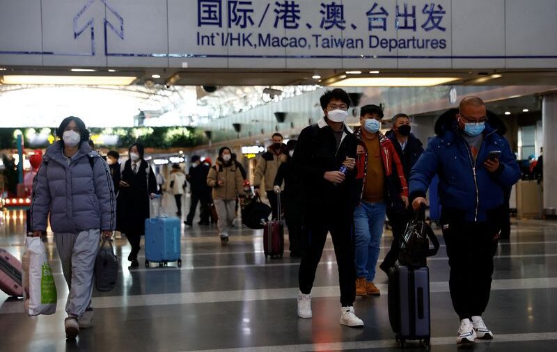 EEUU evalúa imponer nuevas normas a pasajeros provenientes de China tras la relajación de las medidas anticovid