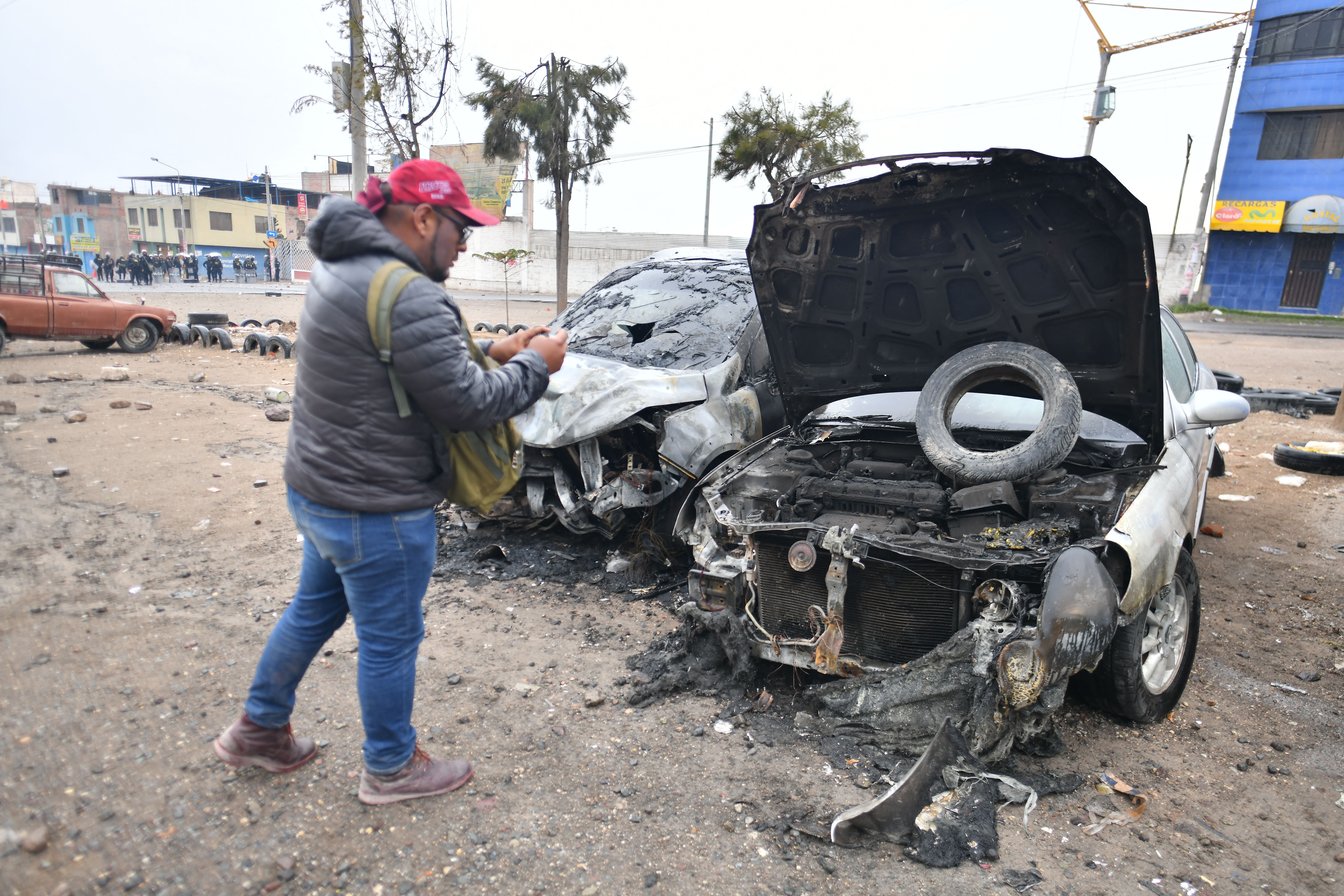 Protestas en Arequipa por toma de aeropuerto y bloqueo de carreteras