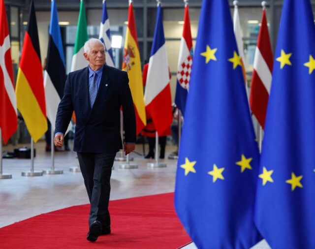 Borrell afirma que Europa está dispuesta a suministrar tanques pesados a Ucrania