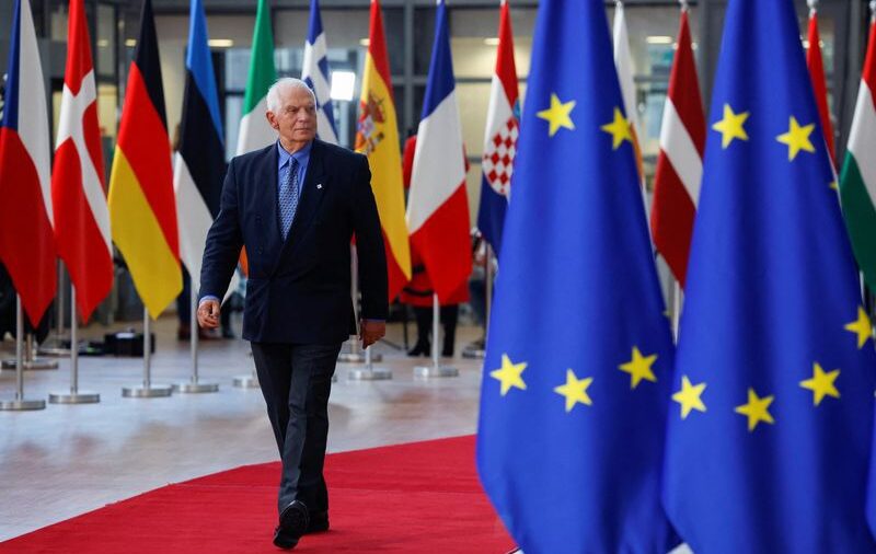 Borrell afirma que Europa está dispuesta a suministrar tanques pesados a Ucrania