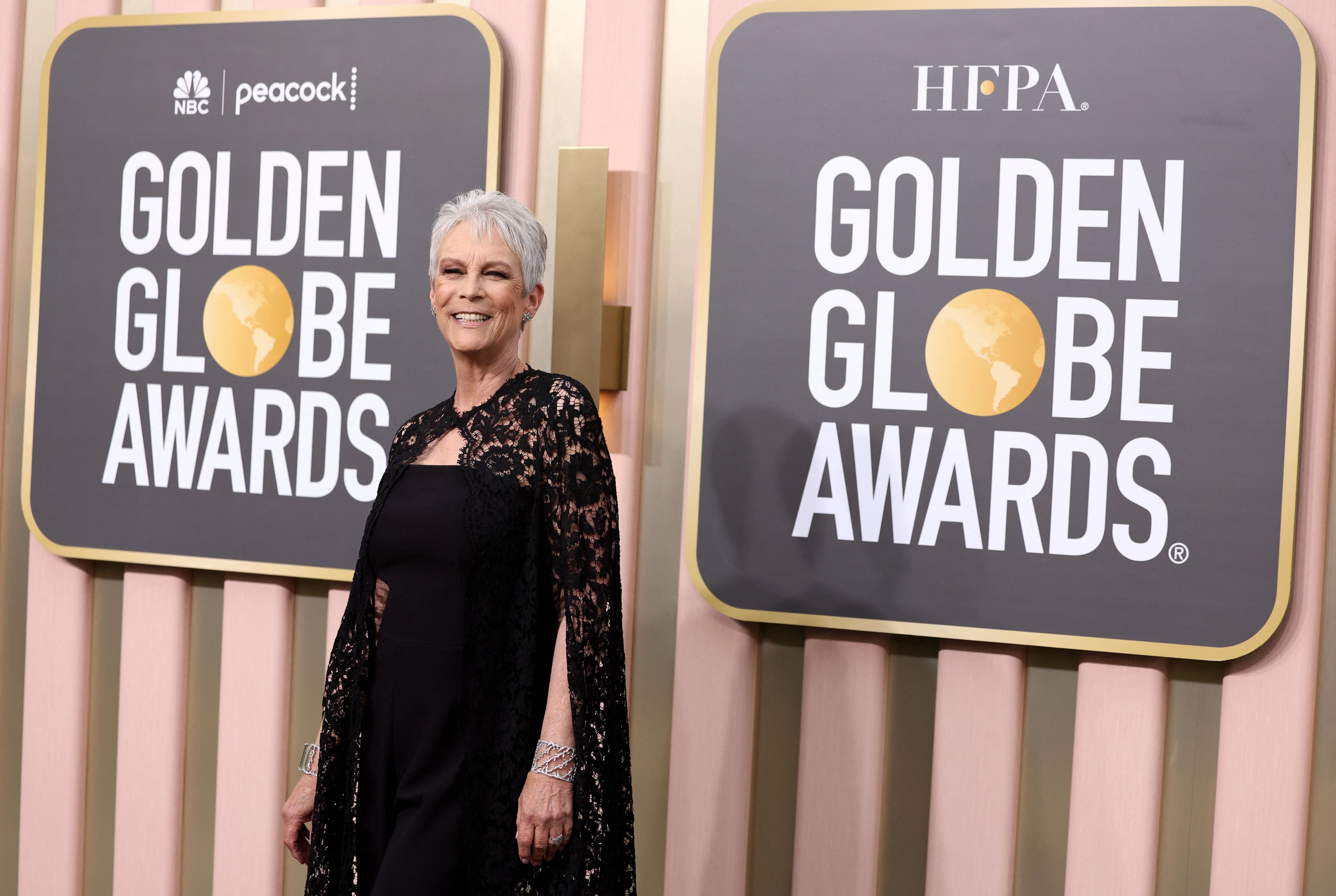 Jamie Lee Curtis asistió a los Globos de Oro como una de las estrellas nominadas a la galardones (REUTERS/Mario Anzuoni)