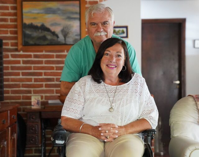 Ocho vecinos de Pinamar crearon una fundación que donó internet a 145 escuelas rurales de todo el país