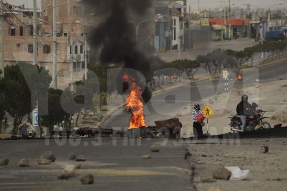 Arequipa acata paro nacional