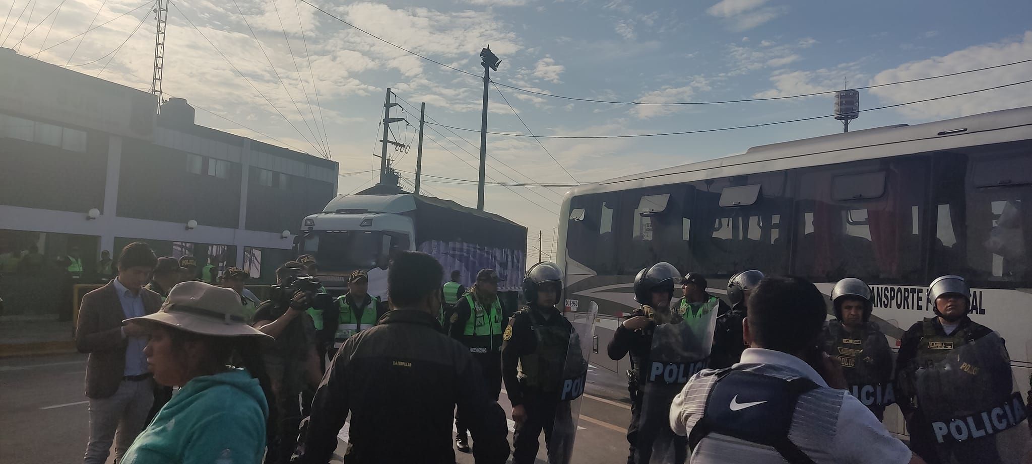 Control de seguridad en Pucusana