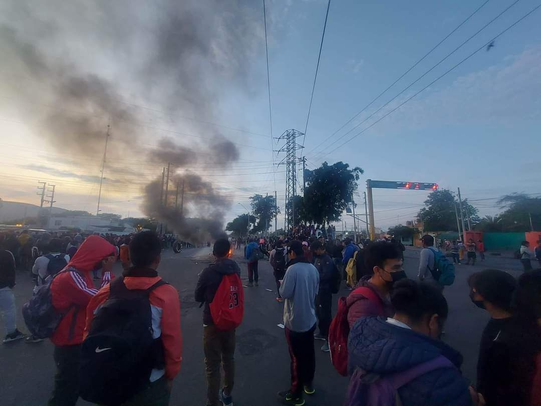 Bloqueo de la Panamericana Sur, en Ica