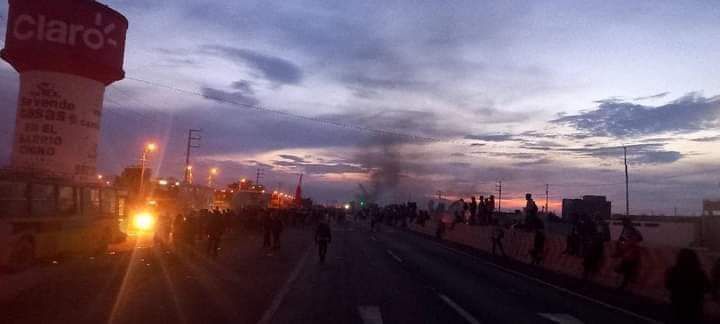 Bloqueo de la Panamericana Sur, en Ica