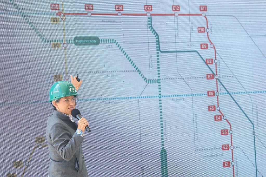 El avance general de la PLMB, incluyendo las actividades de obra del concesionario y la gestión de la Empresa Metro para la adquisición de predios y traslado de redes, es del 18,26%, ejecución que supera lo programado, obteniendo un indicador de cumplimiento del 102 %.