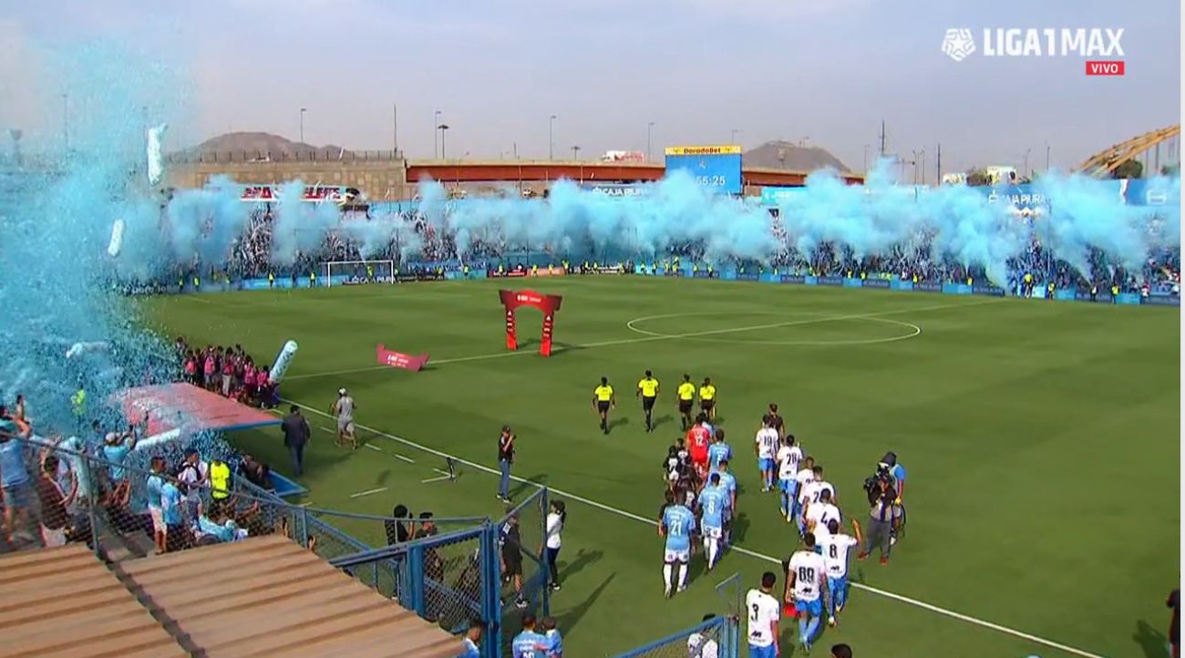 Sporting Cristal vs ADT: salida de los equipos al terreno de juego del estadio Alberto Gallardo
