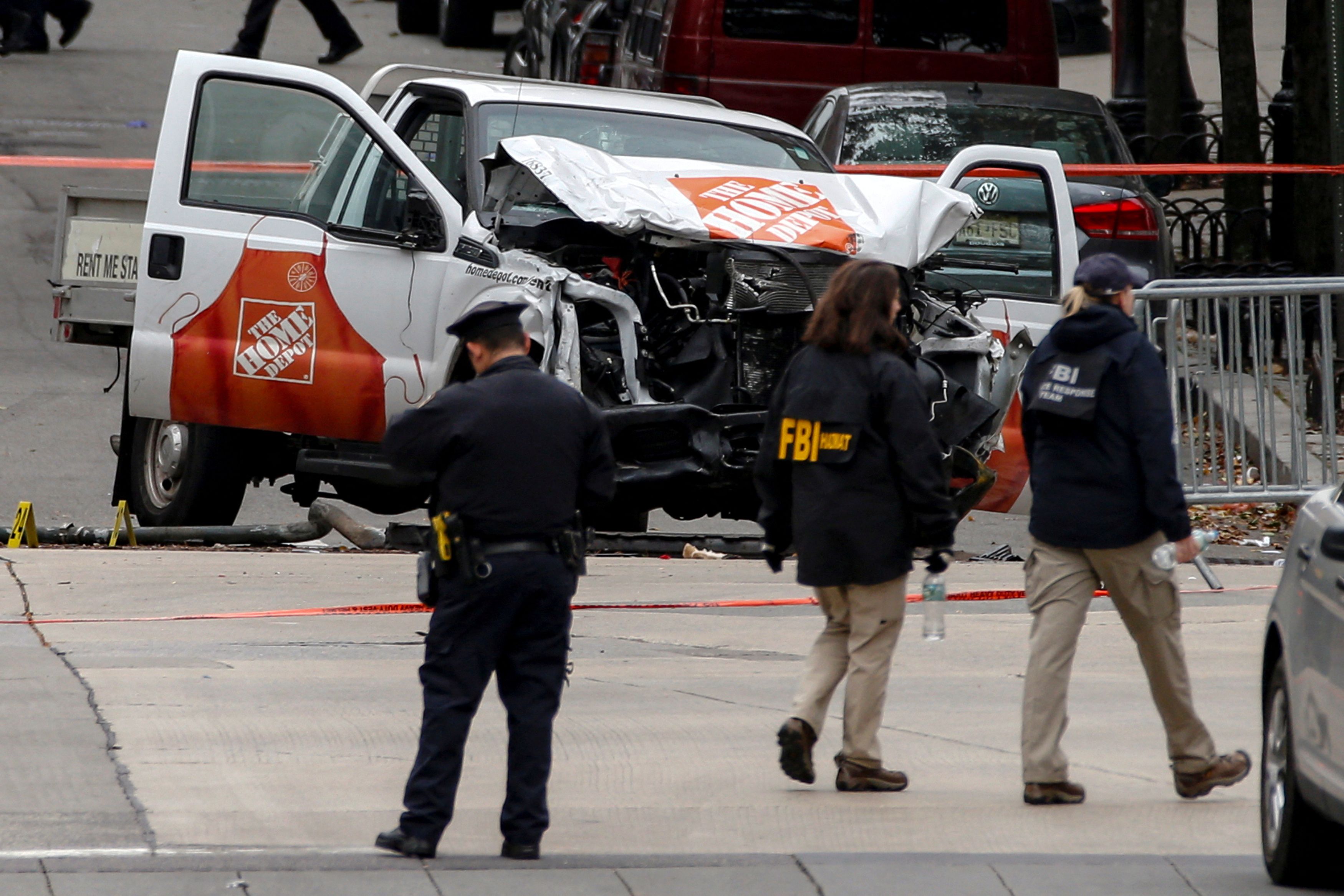 El terrorista Sayfullo Saipov atropelló y mató a 8 personas, 5 de ellas argentinas en la ciclovía del Río Hudson el 31 de octubre de 2017. REUTERS/Brendan McDermid/File Photo