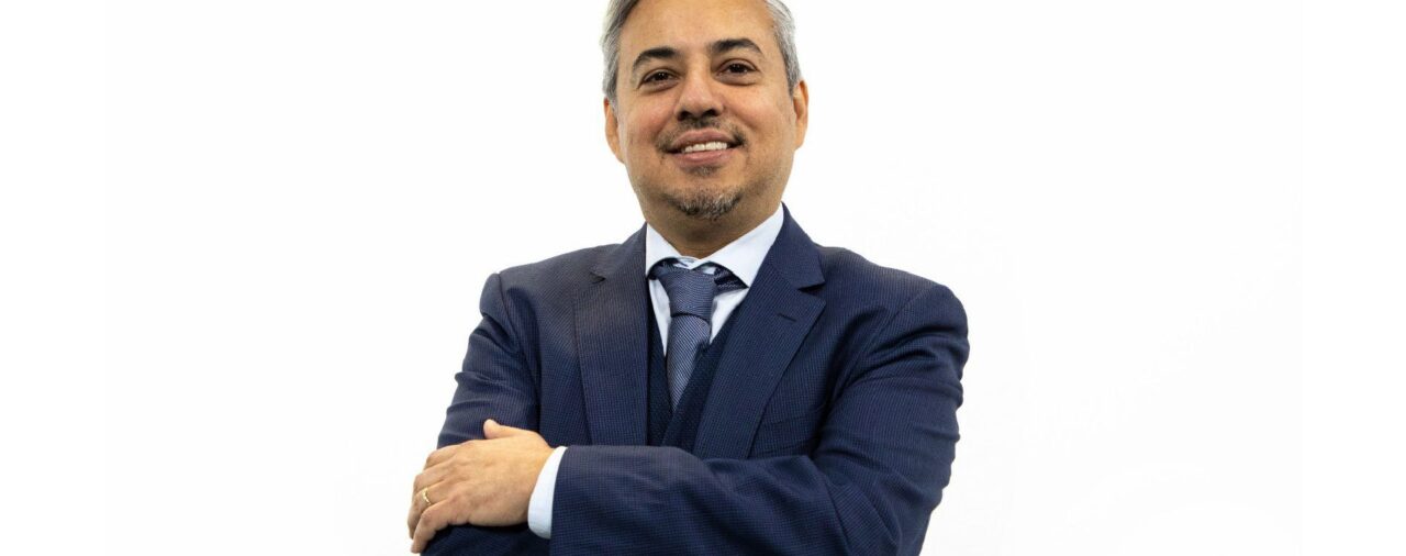 Quién es Miguel Ángel Patiño, el nuevo secretario ejecutivo del INE