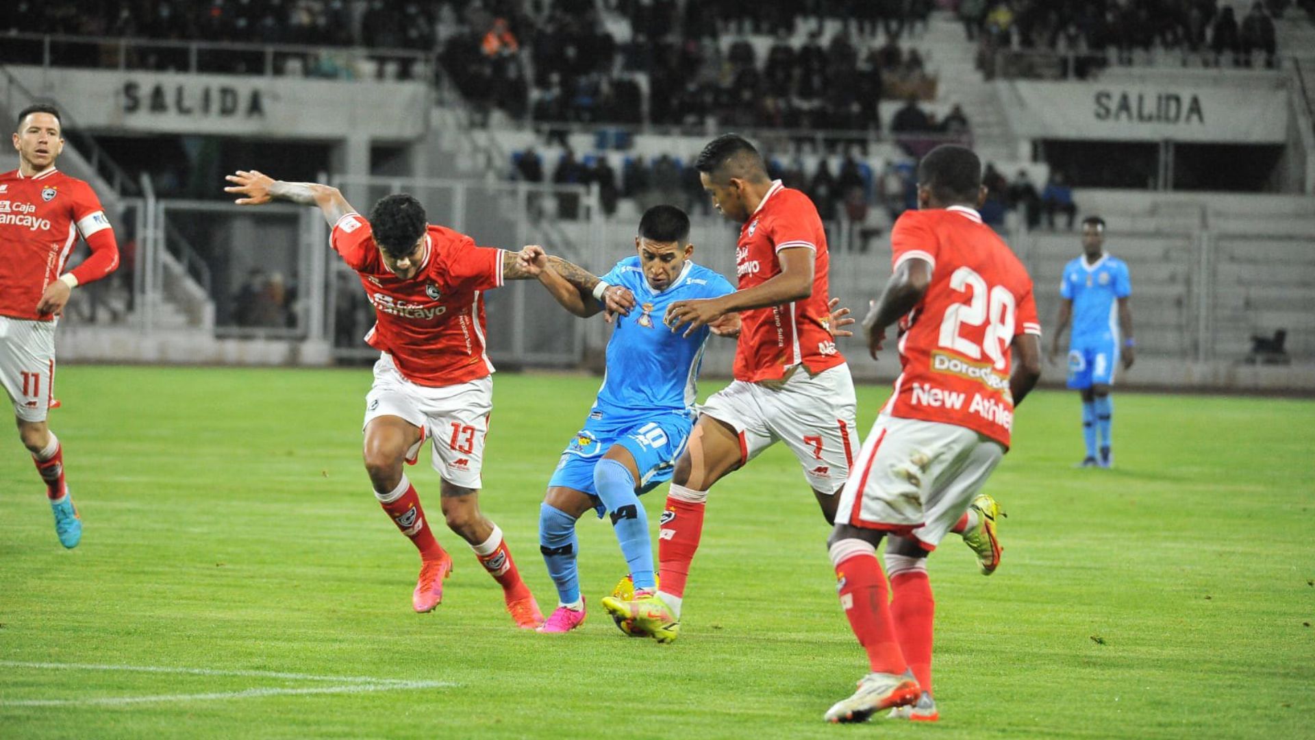 Cienciano y Binacional se enfrentarán por sexta vez en su historia. (Foto: Liga 1)