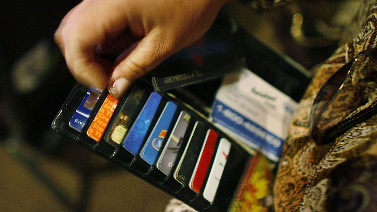 Bancolombia, con 46.536 millones de pesos; seguido de Tuya, 36.967 millones; y Davivienda 32.230 millones, son los 3 bancos que acumulan las mayores deudas con tarjetas de crédito, de acuerdo con la cartera castigada.
Archivo particular Creditop