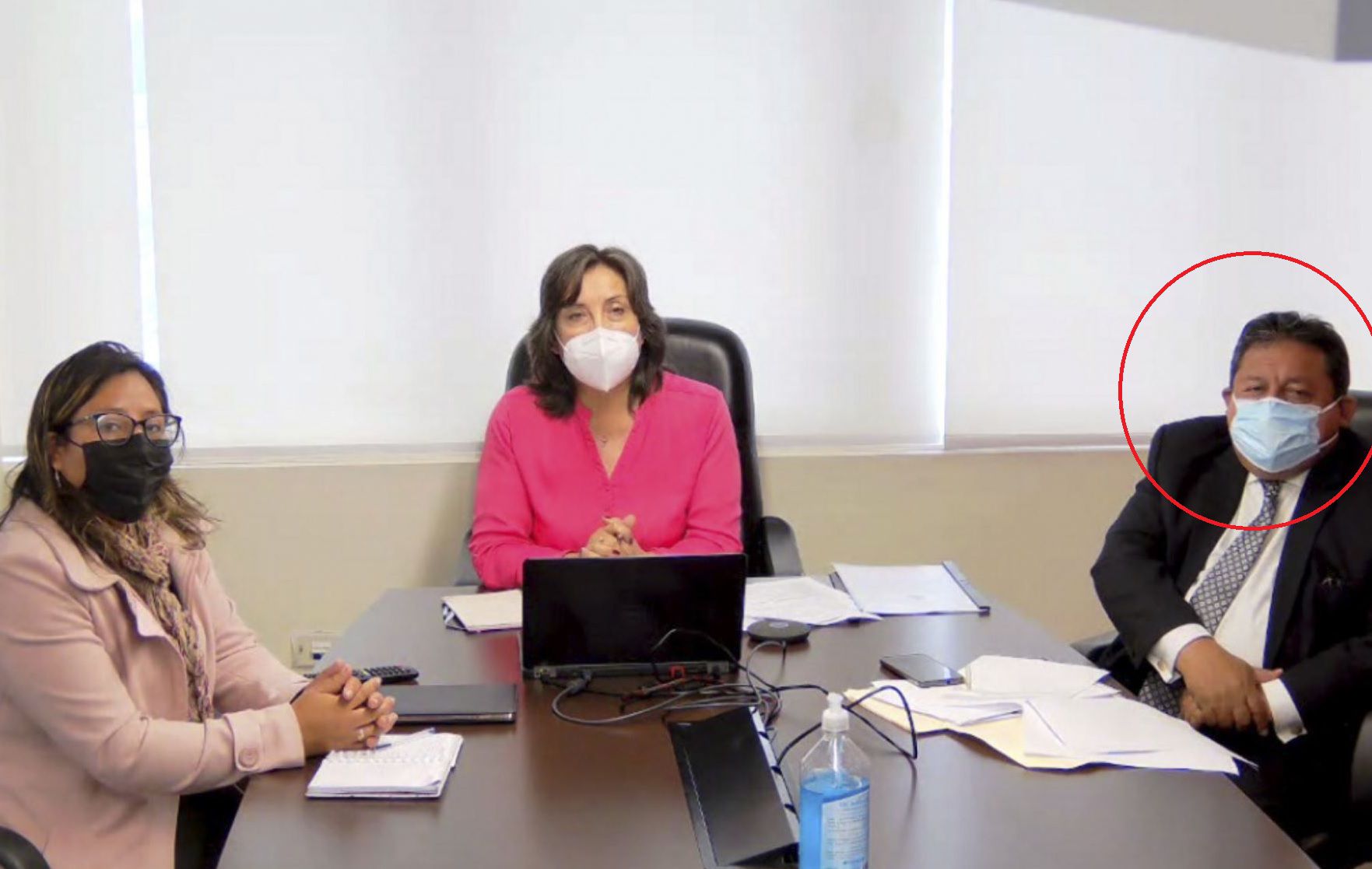 La presidenta Dina Boluarte y William Contreras, quien fue su viceministro en el MIDIS.