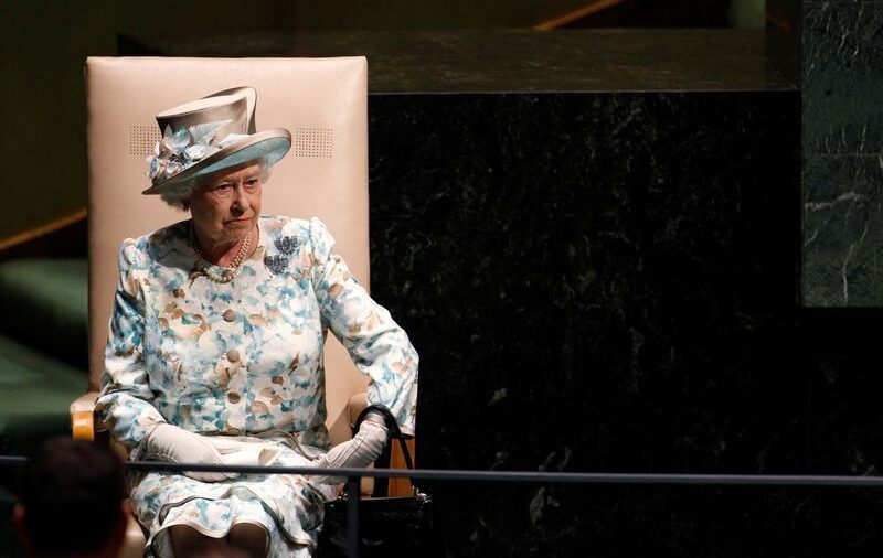 El FBI desclasificó un plan frustrado del Ejército Republicano Irlandés para atentar contra Isabel II en San Francisco