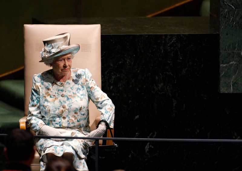 El FBI desclasificó un plan frustrado del Ejército Republicano Irlandés para atentar contra Isabel II en San Francisco. (REUTERS)