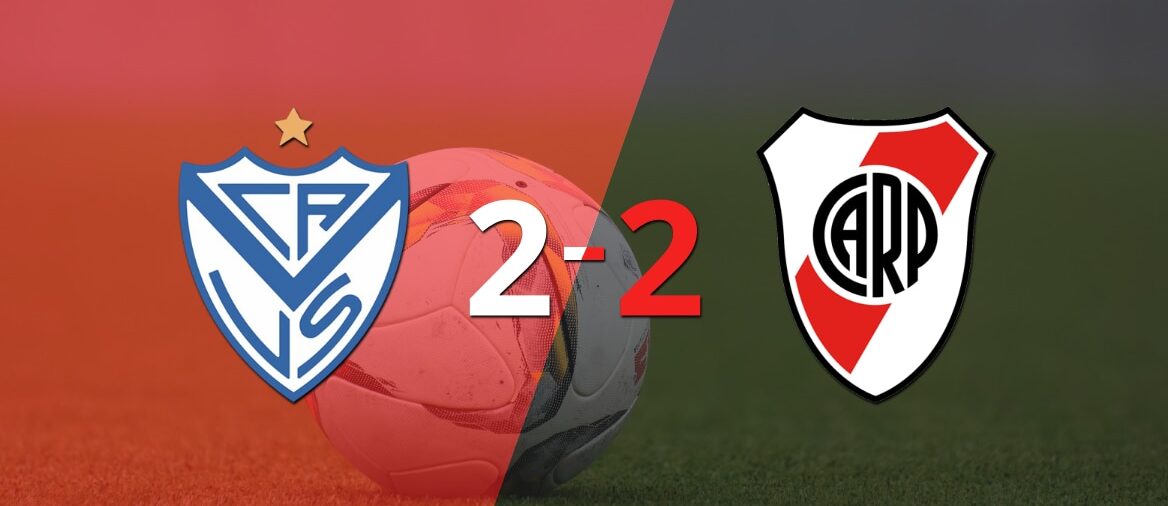 Empate a 2 entre Vélez y River Plate