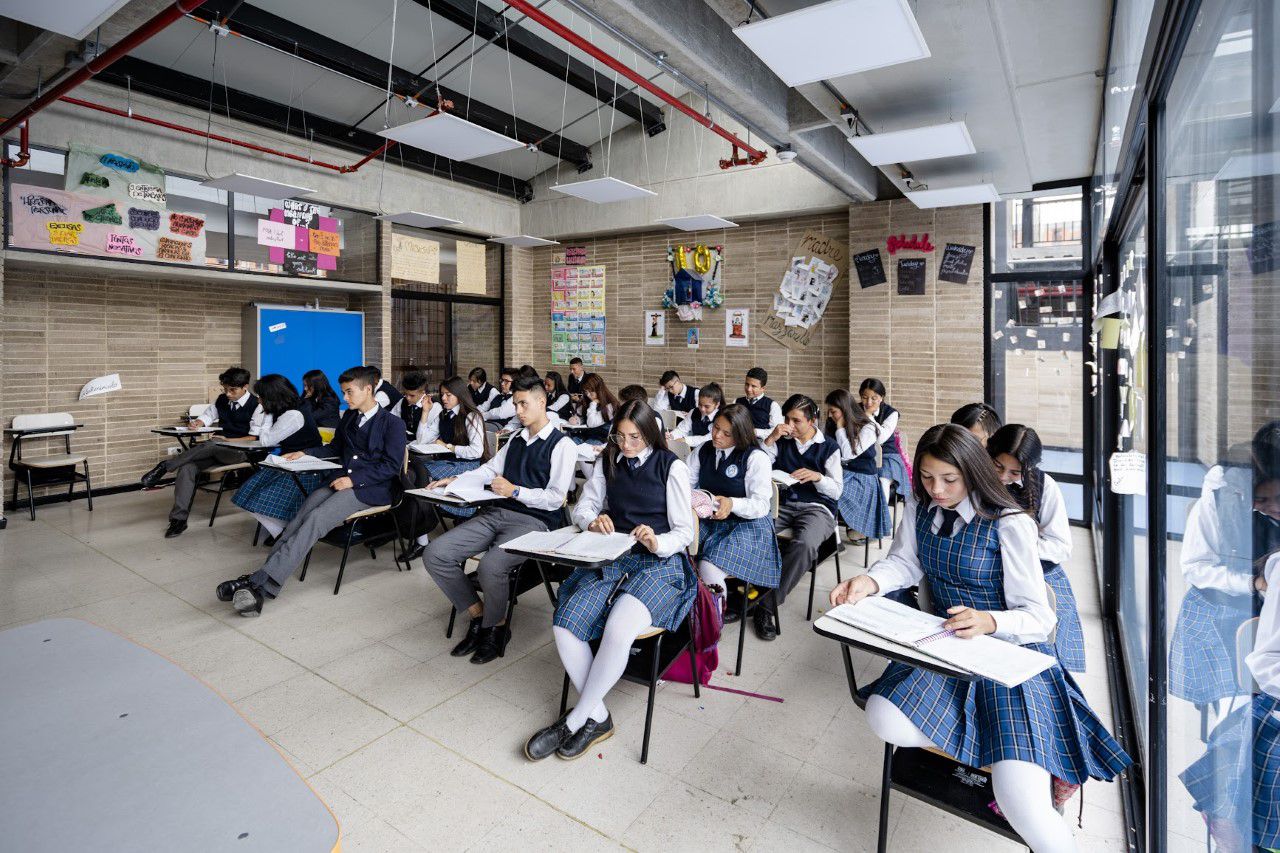 En Bogotá, 42.157 estudiantes de grado 11º de 376 colegios distritales presentaron las pruebas
en el año 2022.
