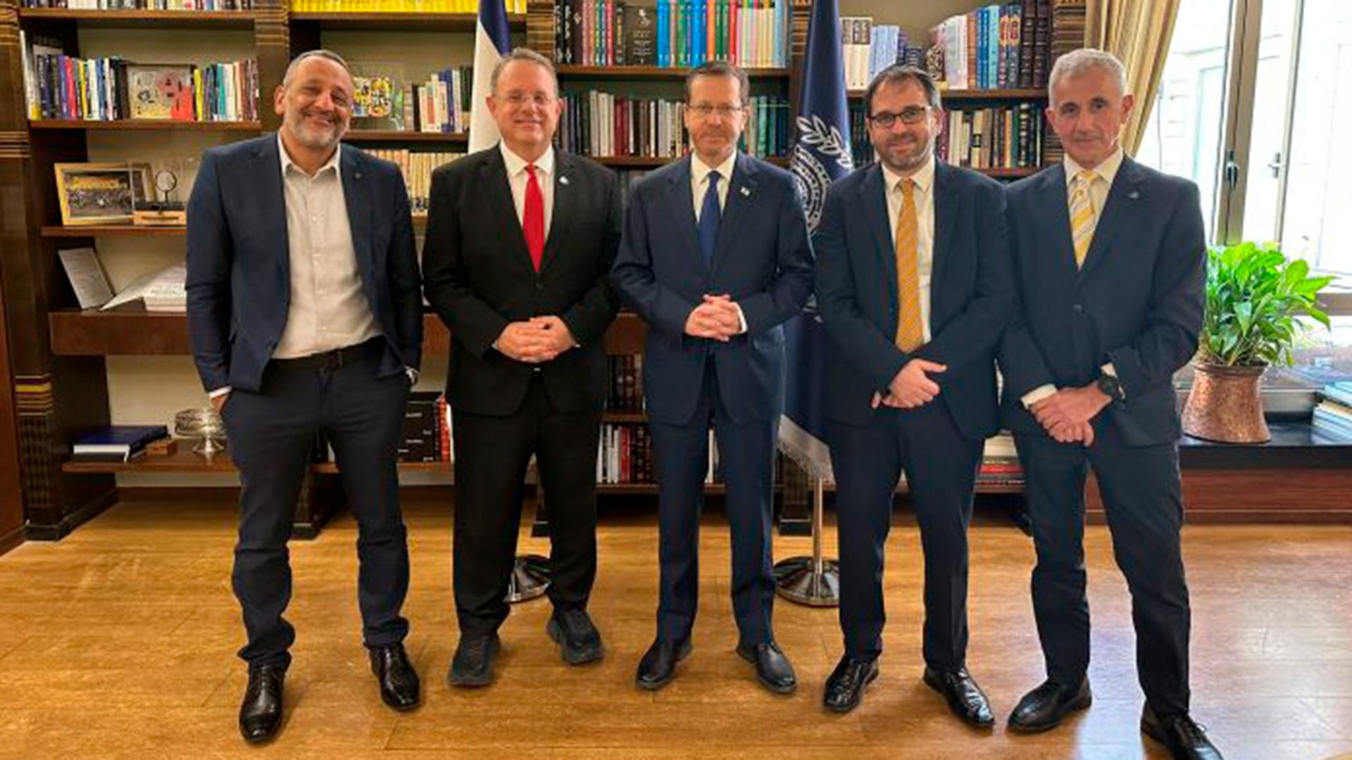 Reunión del presidente de Israel Isaac Herzog con autoridades de la AMIA