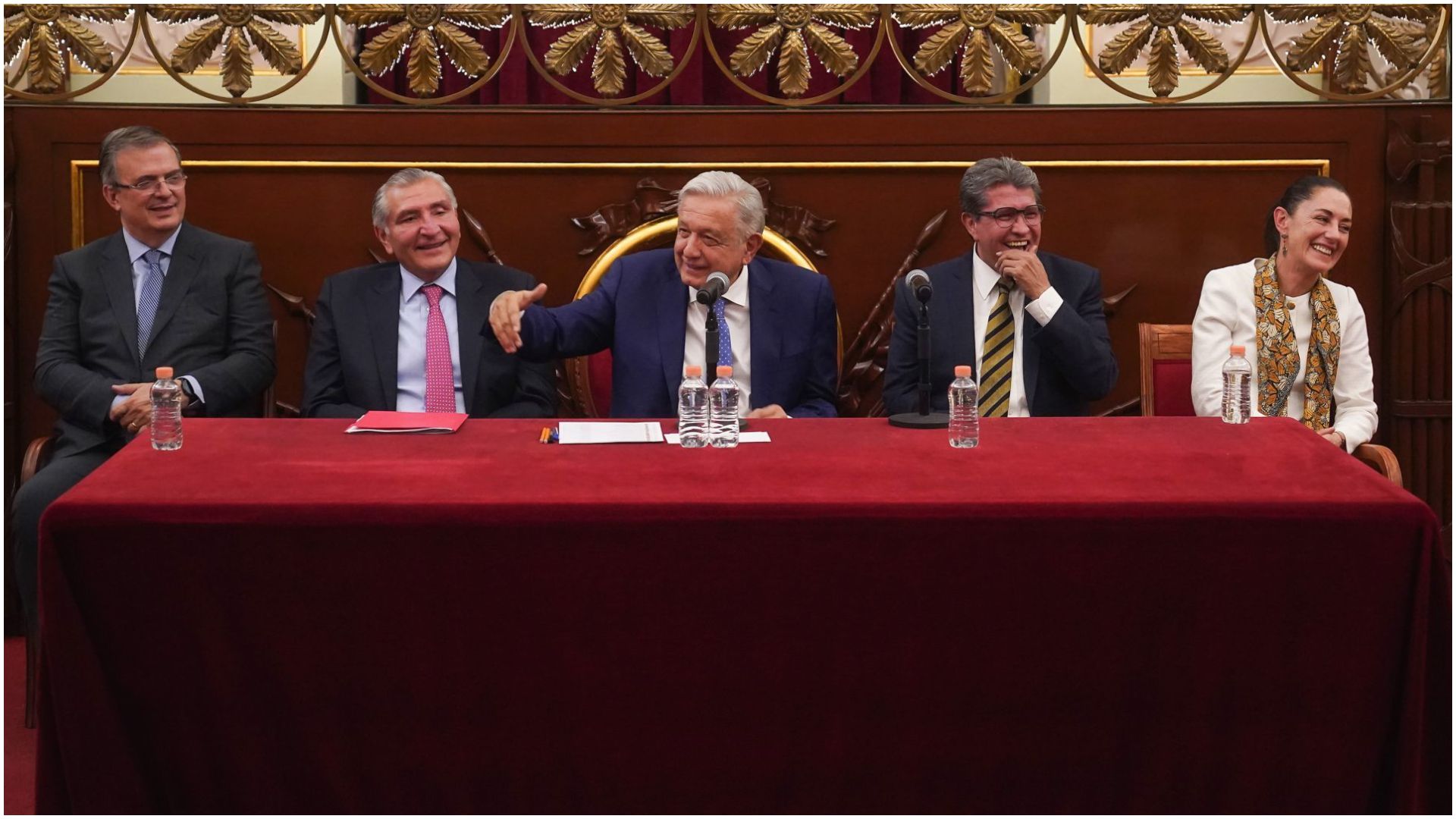 AMLO Corcholatas Palacio Nacional Morena