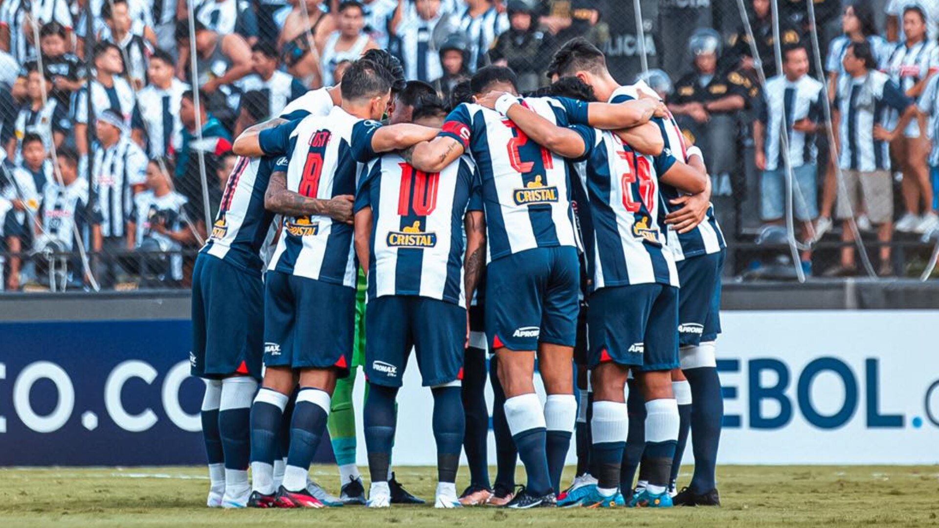 Guillermo Salas reveló que la mayoría de jugadores de Alianza Lima lo llamaron para despedirse (Club Alianza Lima).