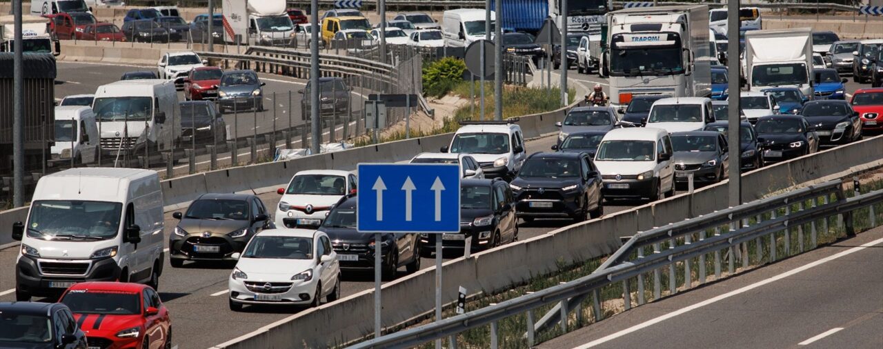 El Ministerio de Transportes desmiente al director de la DGT y niega “categóricamente” que vaya a haber peajes en 2024