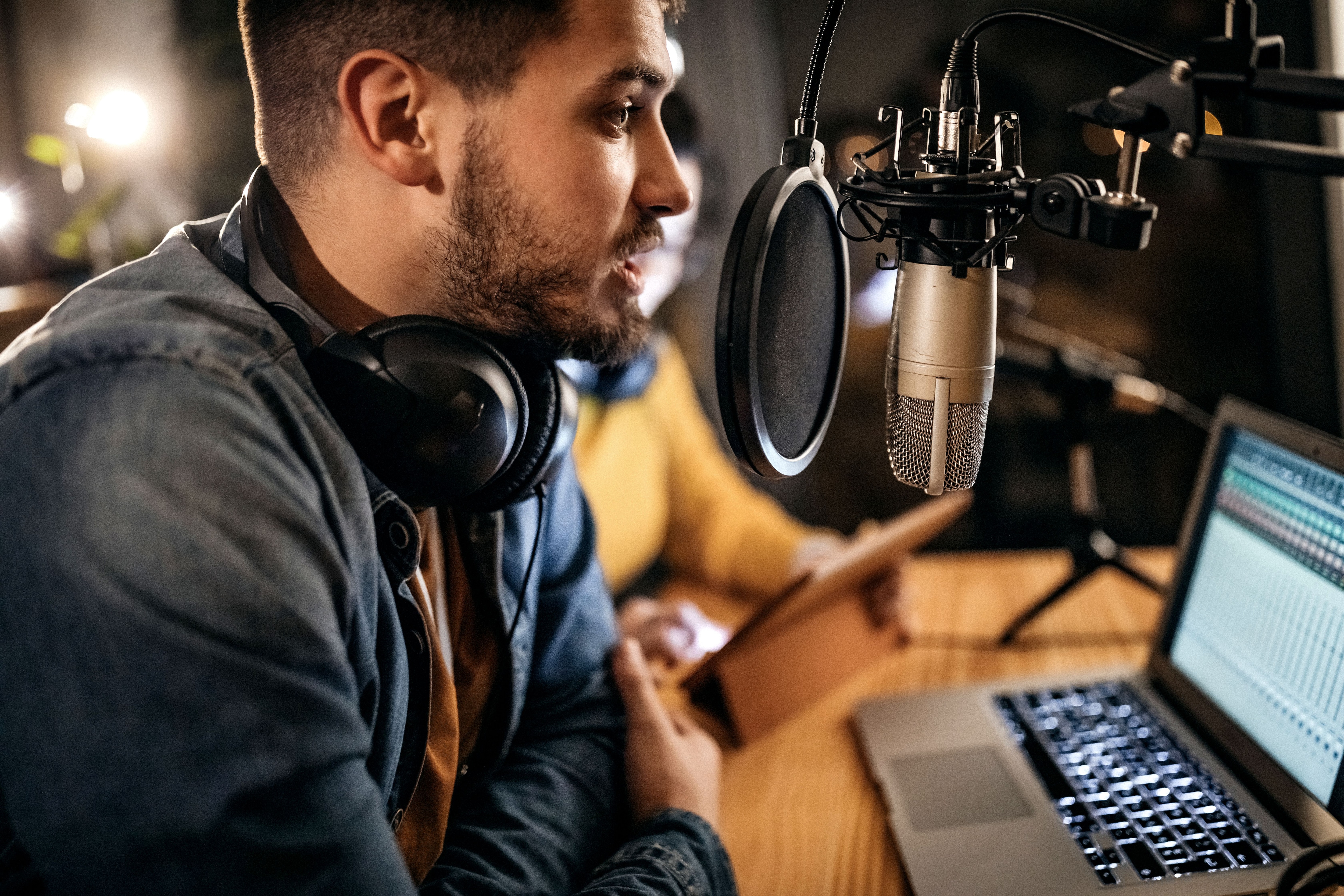 Los podcast han retomado fuerza entre los usuarios de las plataformas de streaming, sobre todo tras la pandemia de coronavirus (Getty Images)