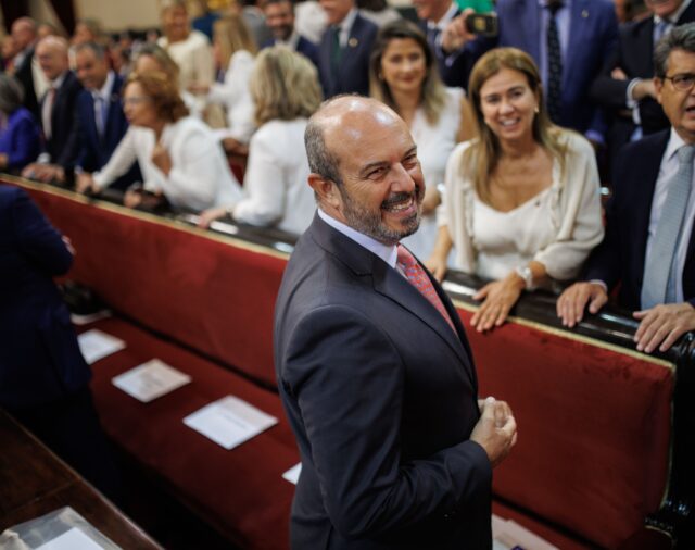 Pedro Rollán, elegido nuevo presidente del Senado con mayoría absoluta del PP