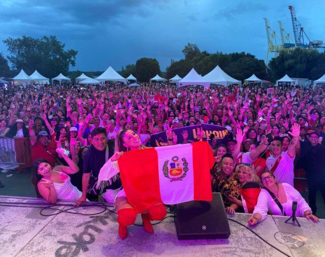Yahaira Plasencia fue abucheada por fallas en el sonido de su presentación en una discoteca